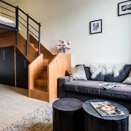 Magical Apartment's *